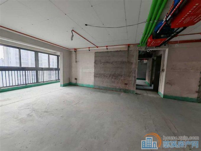 急紫阙台230平+车位送地暖中央空调直接