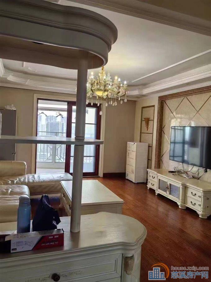 东方明珠好楼层139平精装带车位满2