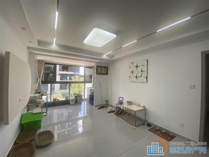 洋房云颂府精装修115平方145万直接