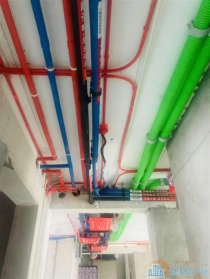 急紫阙台230平+车位送地暖中央空调直接