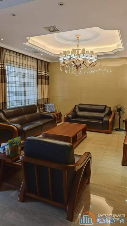 白彭兴隆苑三间三楼精装送大院子