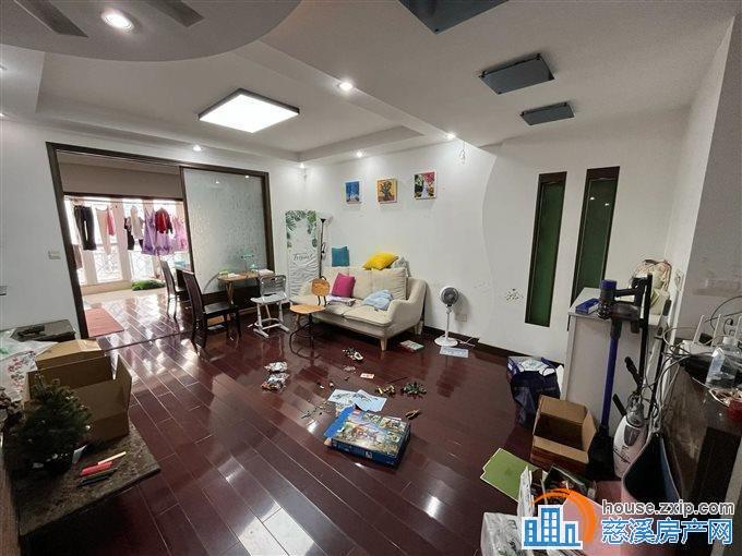 景观花苑二期131平142万