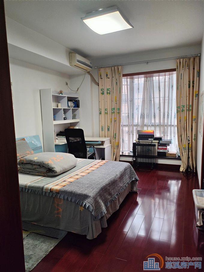 新浦名门庄园 精装修保养好 带车库