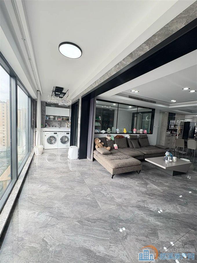 阅江府精装修，黄金楼层