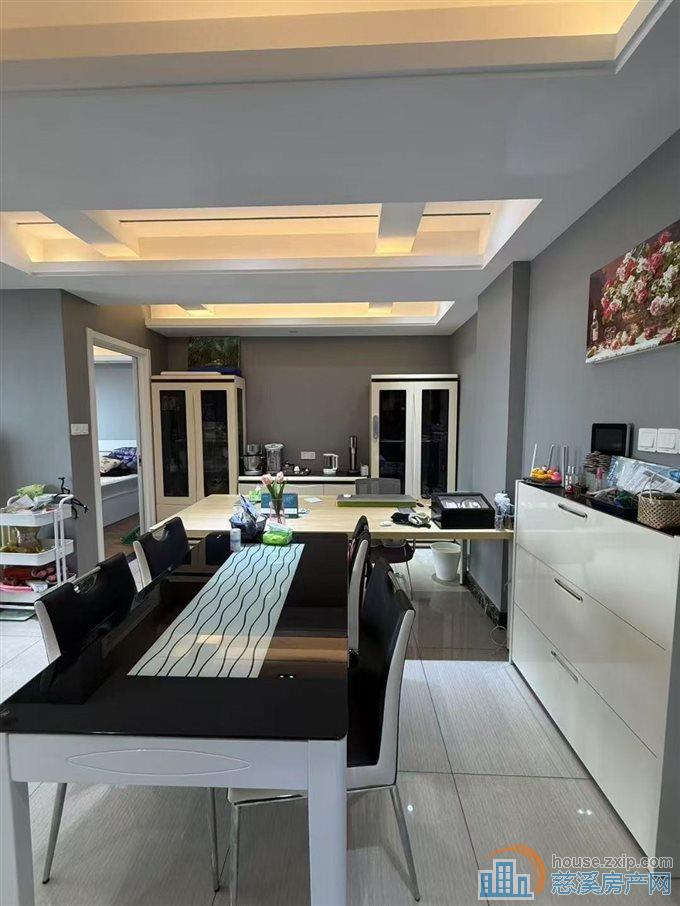 阳光城100平三间朝南婚装好楼层2年到