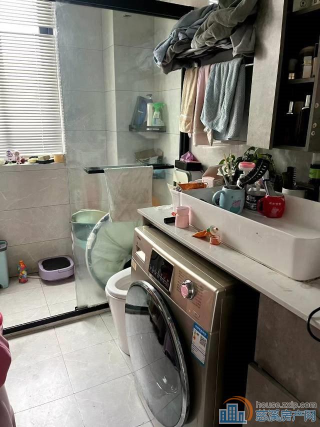 新潮塘68平精装楼层佳东边套100万