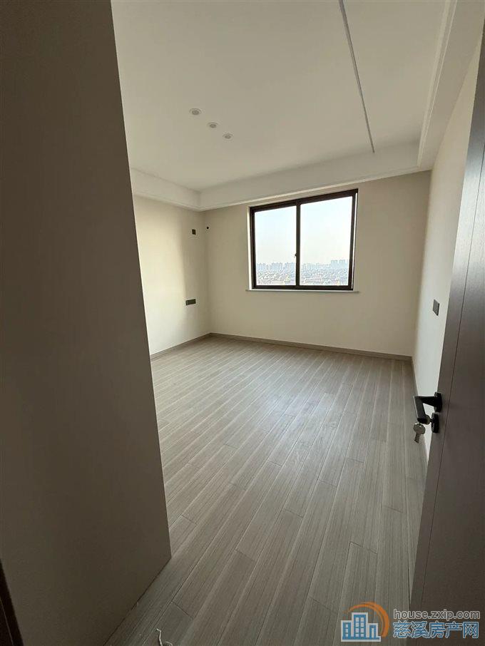 尚德家园 90平10层电梯洋房全新精装