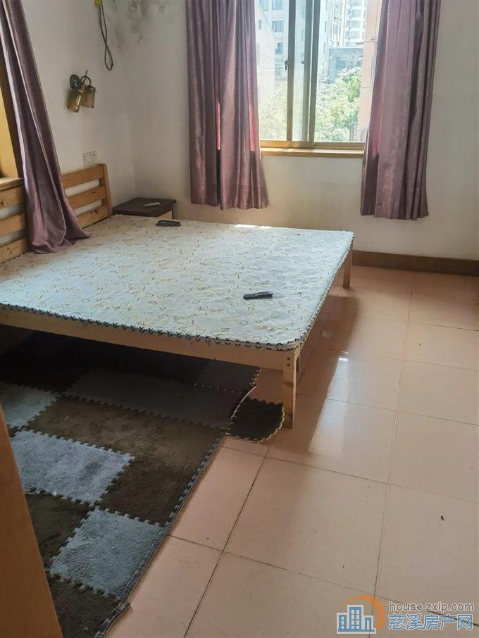 楼家新村  简装带杂物间 三小无在读