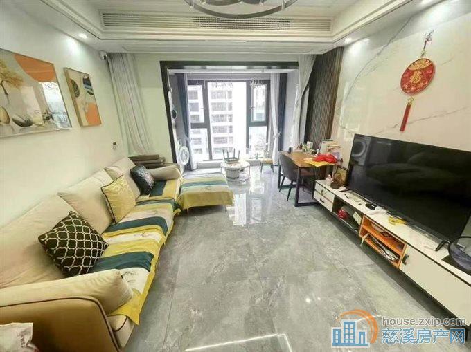中海湖心半岛中间楼层101平218万