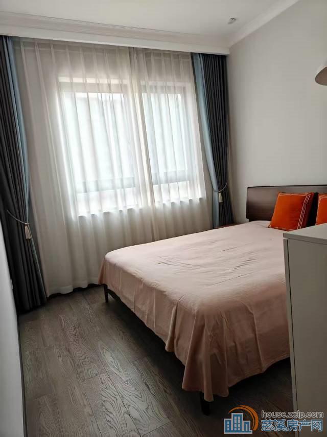 阳光城二期婚装143平方