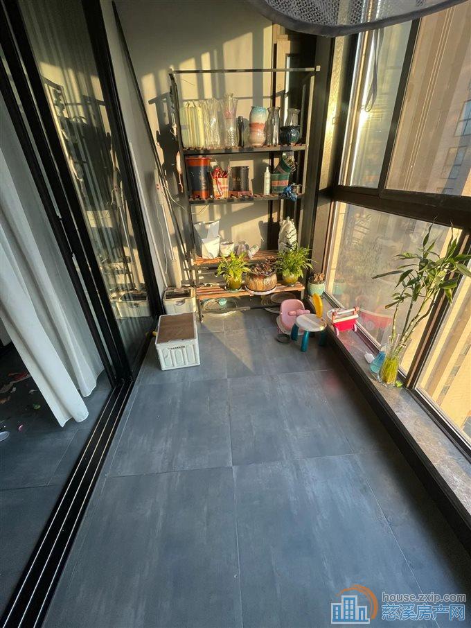 复地御溪雅苑二期141平175万带车位