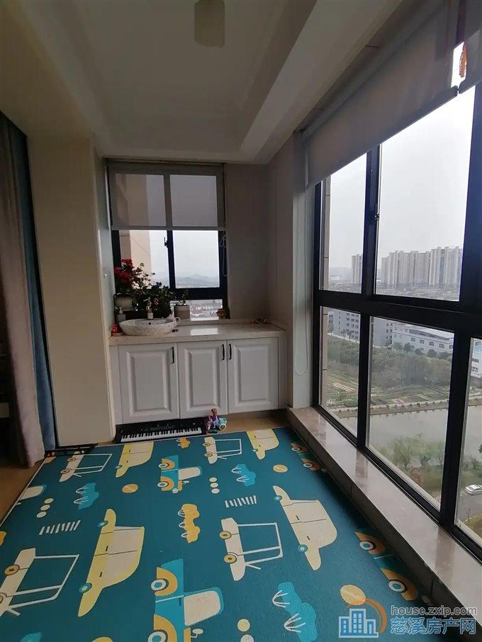 慈悦湾花苑159平218万全屋地暖