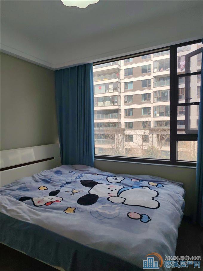 保利银杏小镇88平132万精装