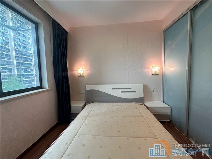 人和家园 精装修 边套 小高层 