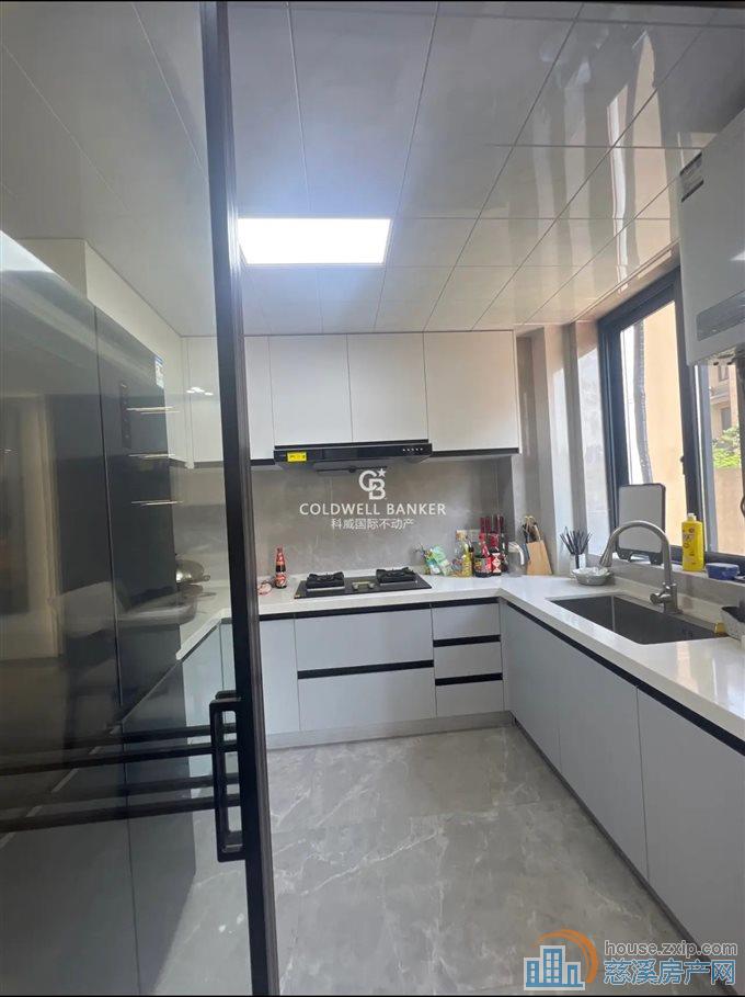  御翠苑125平178万洋房带车位