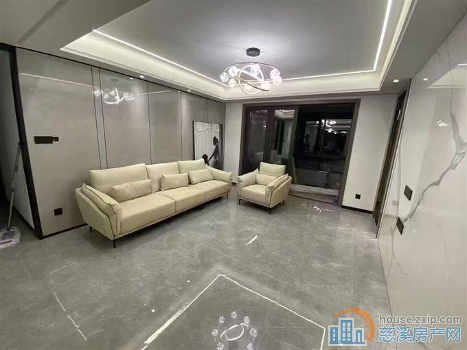 江南大院洋房好楼层边套精装143平