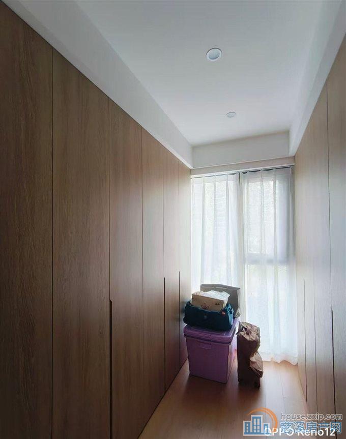 辉逸云庭132平中底楼层轻奢精装