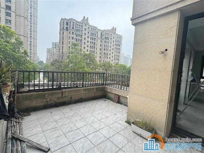 华润凯旋门 精装带大露台 有车位