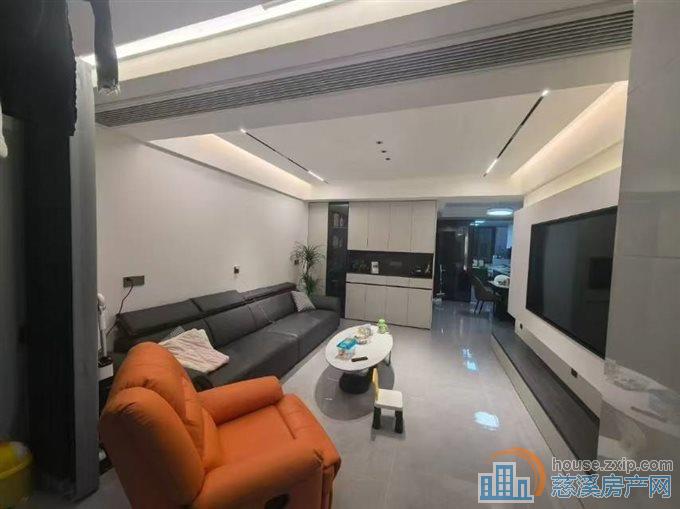 梅林苑92平东边套楼层佳精装129.8万