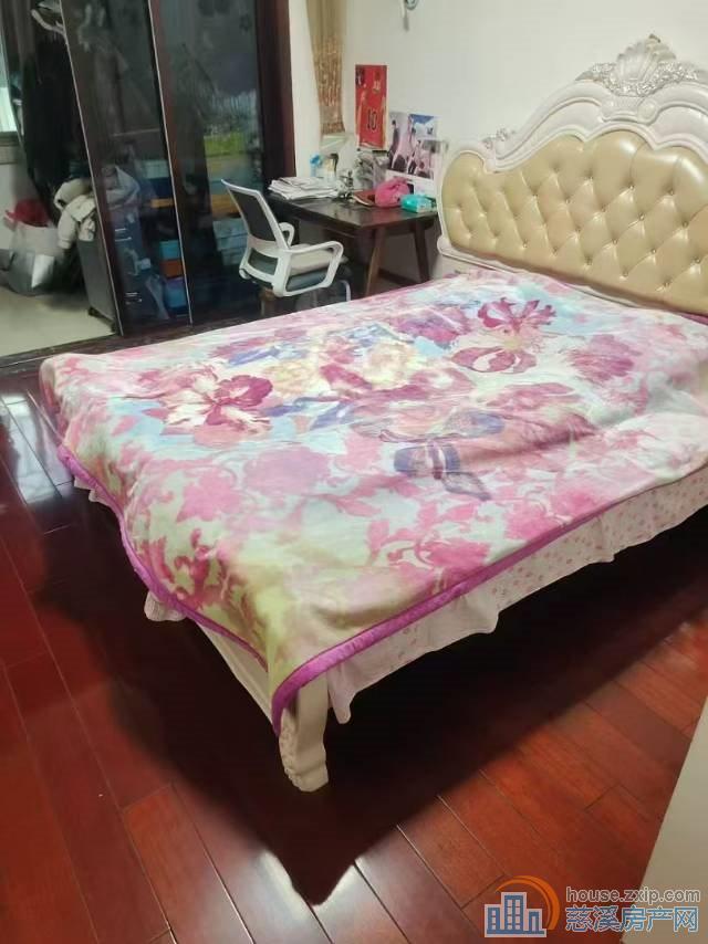 金南小区4楼73.6平精装78万满五唯一