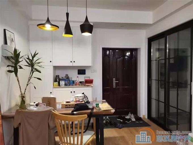 出售：【恒厚·阳光城】中间楼层 精装修