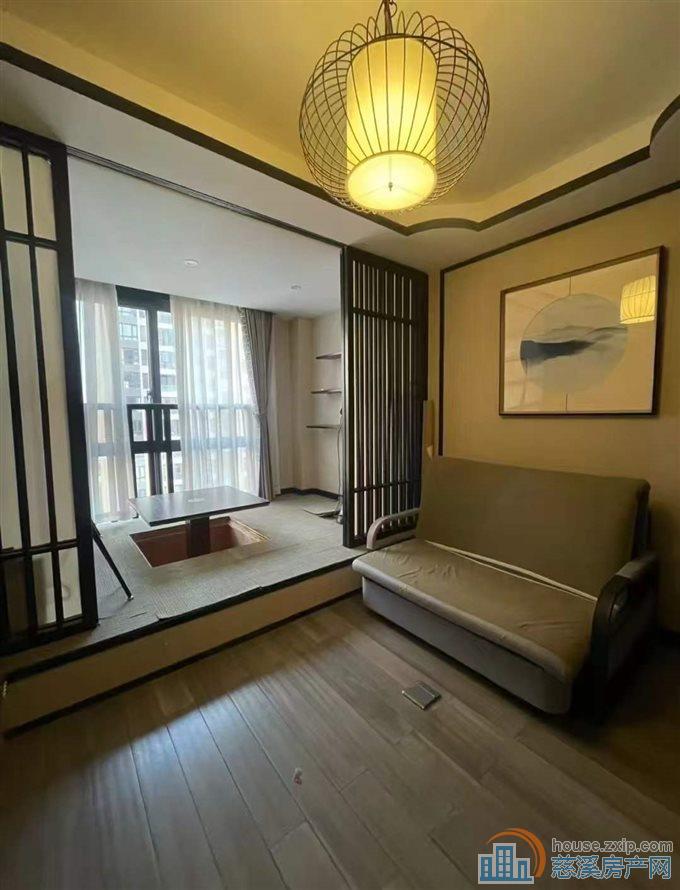 复地二期142平方精装车位175万