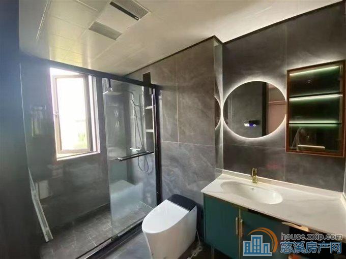 江南大院洋房好楼层边套精装143平