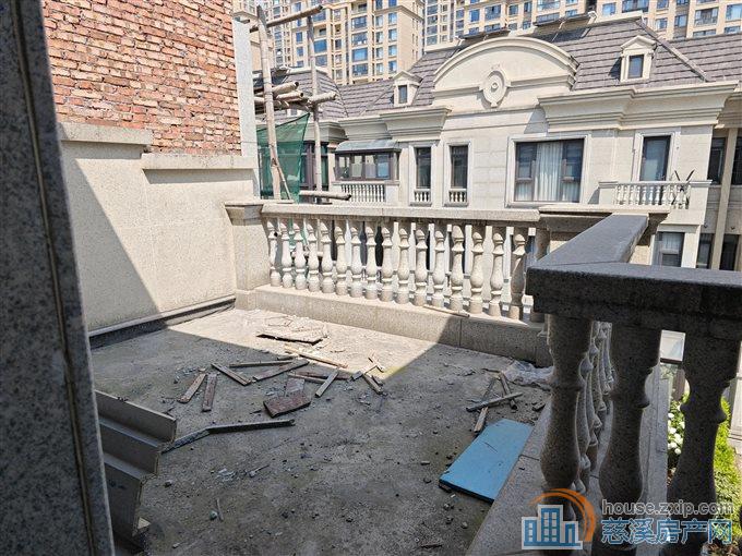 元亨雅园  全新联排别墅 带双车位