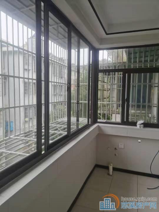 慈溪山庄3楼精装