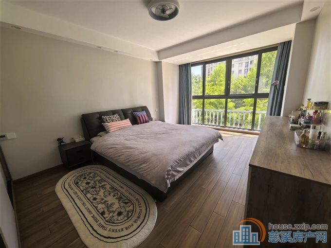 鸣北小区152平方豪华装修178万