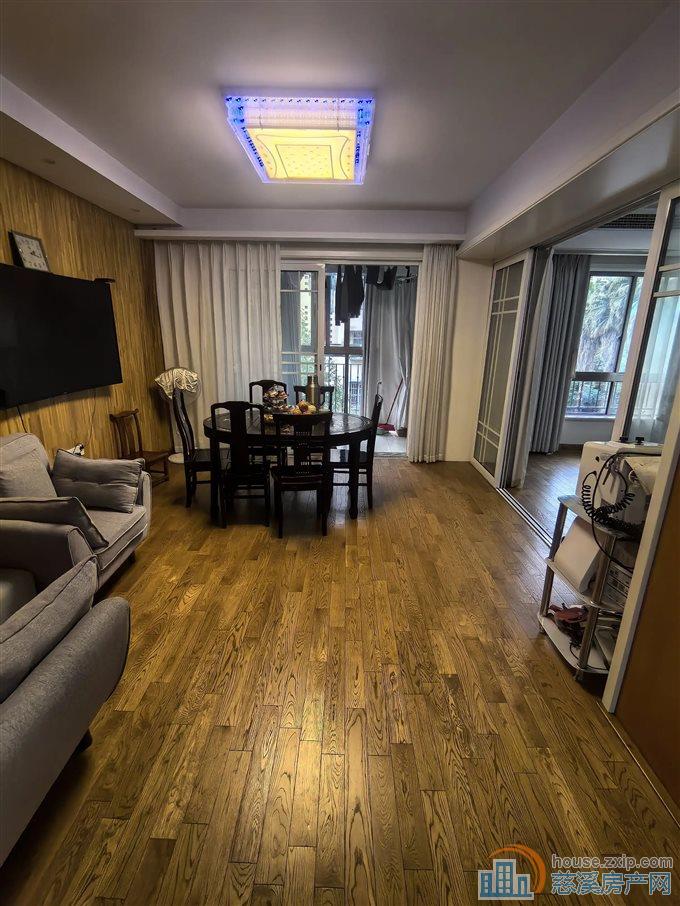 星光家园装了地暖73平108万