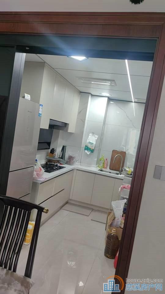 ✔]江滨之城·江畔壹号苑104平