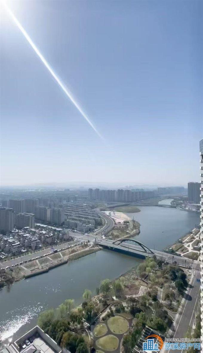 绿城御园别墅，地面388平