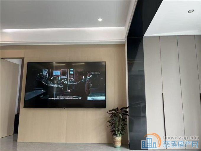 泊蔚里151平朝南四开间精装带车位