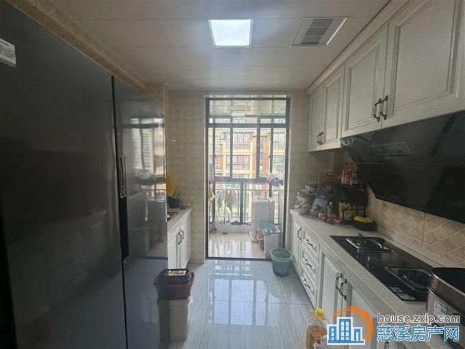 急卖 城市桃源 精装87平方103.8万