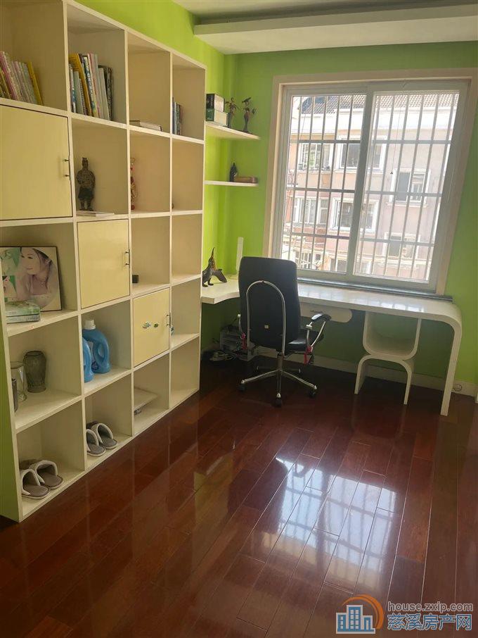 东兴苑南区126平112万精装三房位置好