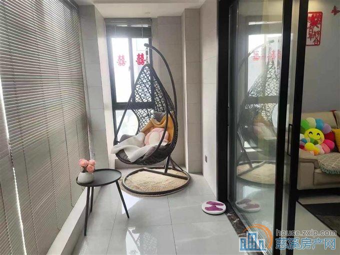 阳光城好楼层边套144平精装带车位