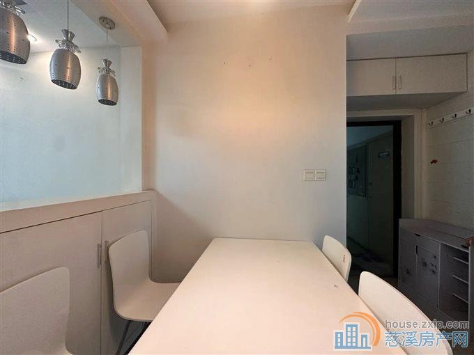 人和家园 精装修 边套 小高层 