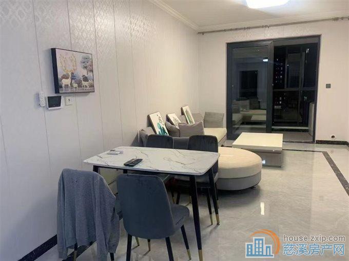 新潮塘北苑好楼层90平车位精装南北通