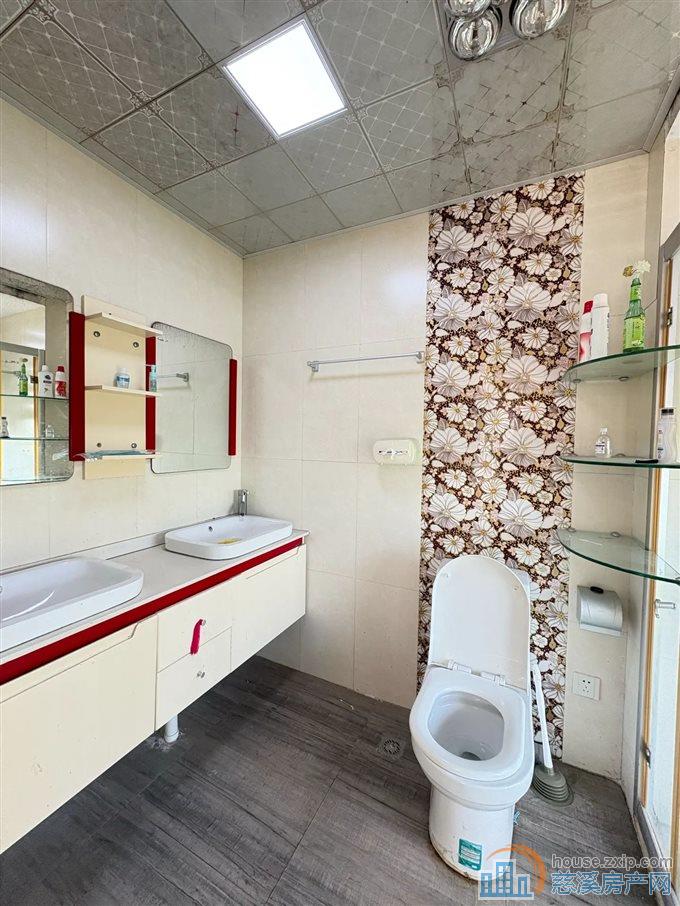 星光家园 婚装 中间楼层 满五唯一