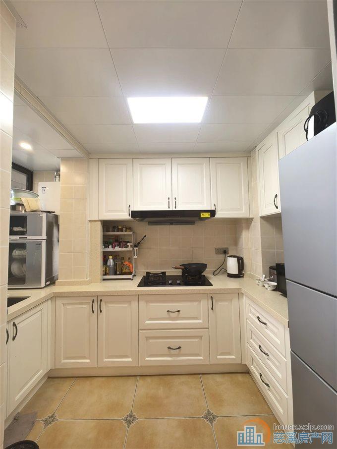 誉林府95平215万实验上林书包