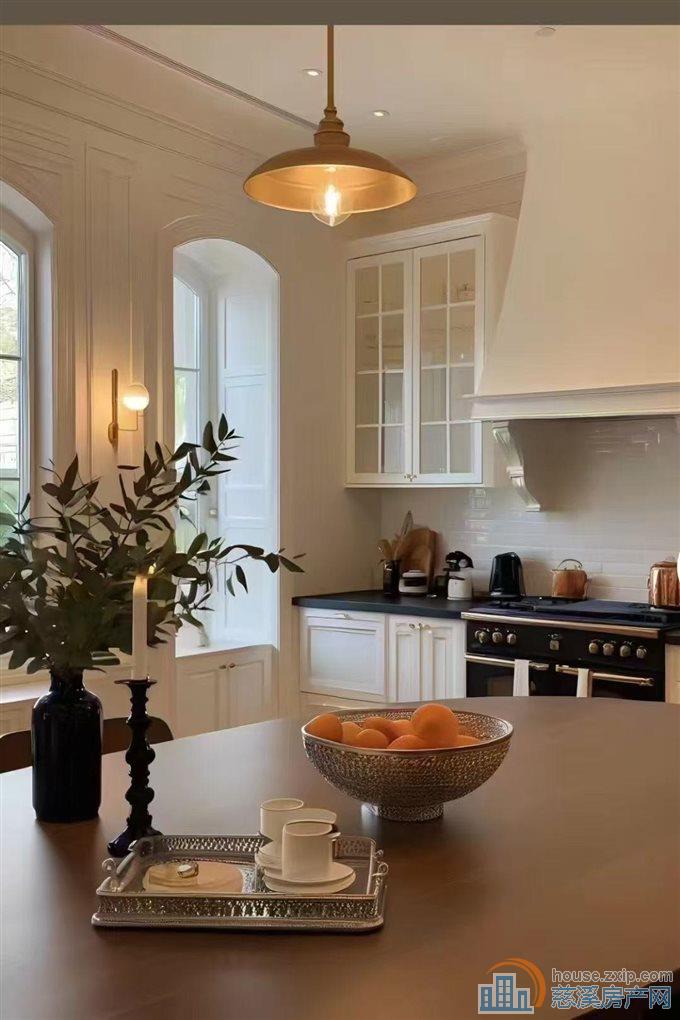 江湾世家泊江府朝南四间好楼层精装