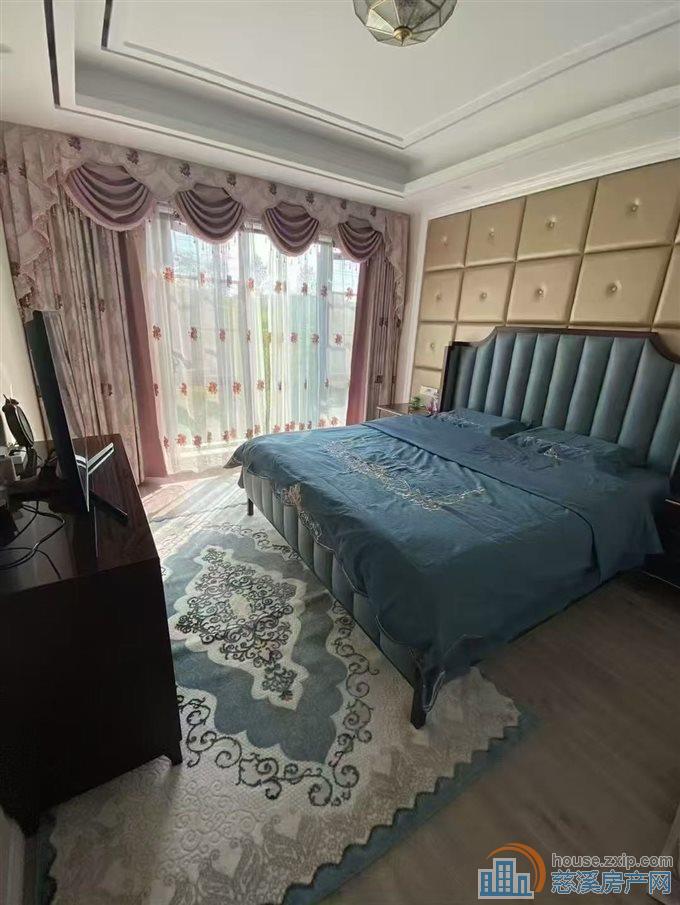 绿城诚园113平低楼层踩光非常好精装修