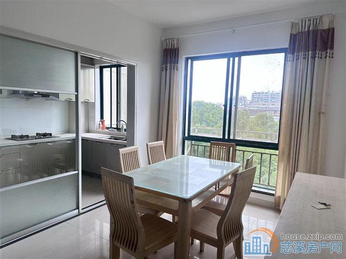 实验公寓电梯东边套好楼层168平精装