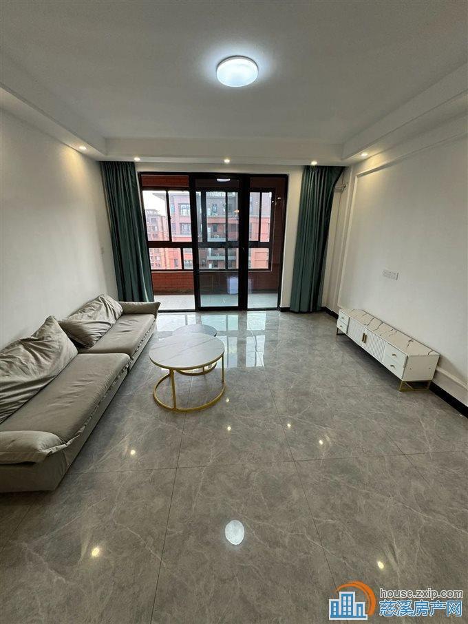 紫荆府 142平简装 248万 黄金楼层