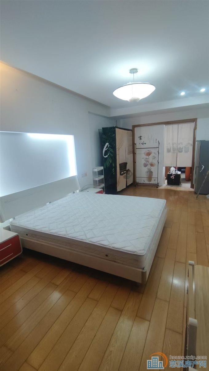 嘉和名苑多套单身公寓1200元1300元