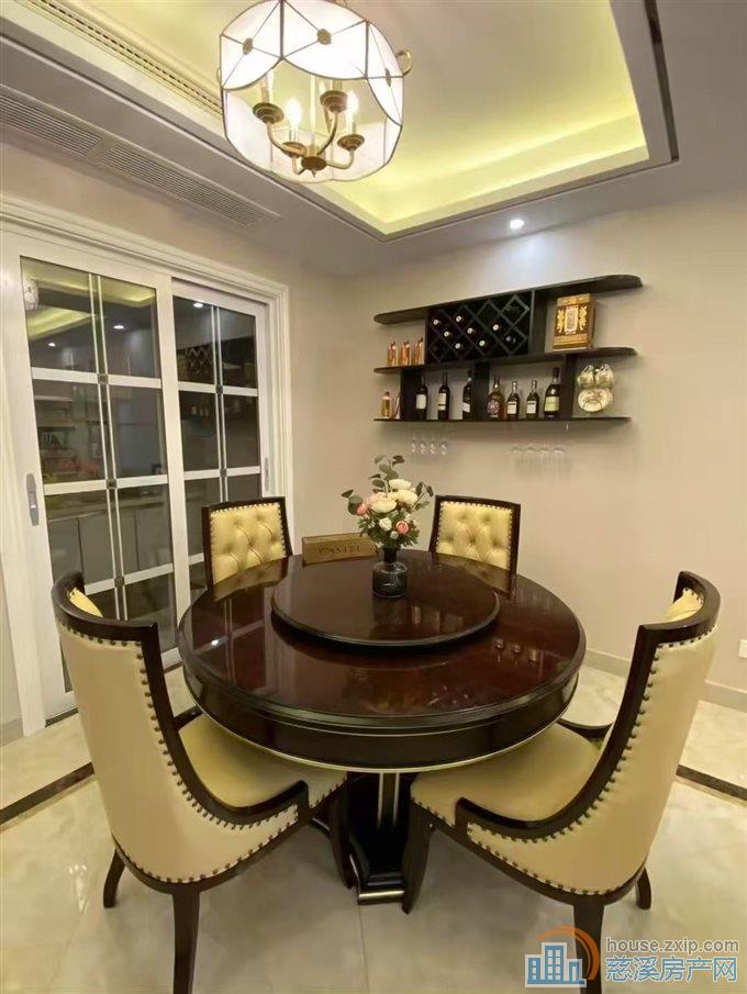 绿城诚园113平低楼层踩光非常好精装修