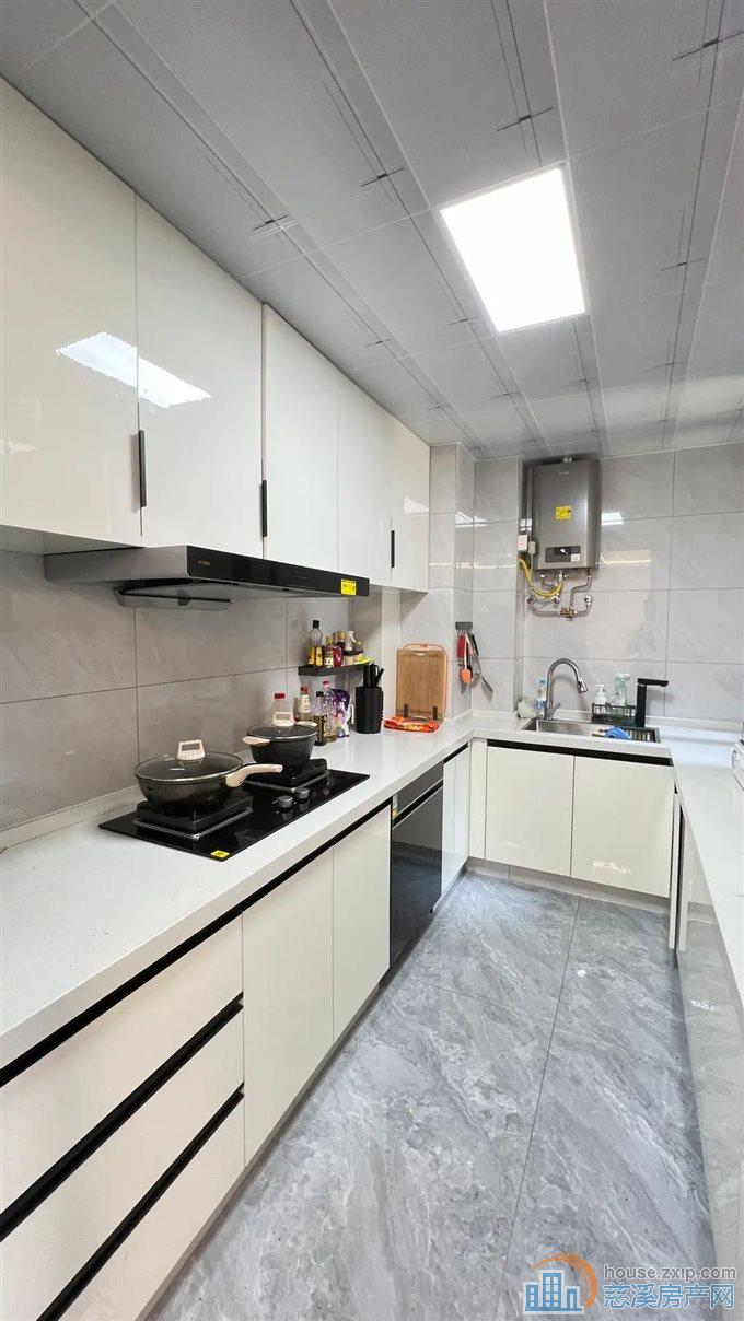 悦华府107平175万豪装黄金楼层