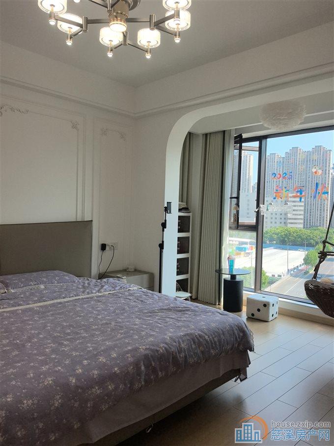 云锦苑86平精装修118万