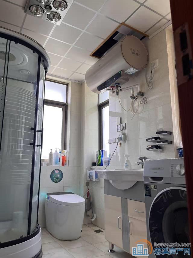 【城东新村】4楼.精装修.61平方+架空层10平方